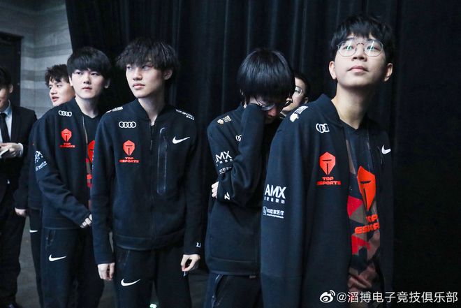 也是对球队 也是对球队